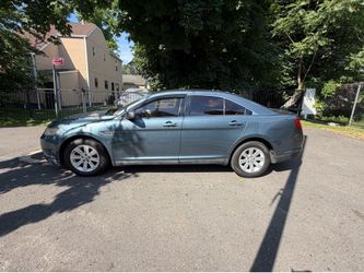 2010 Ford Taurus