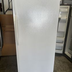 Upright freezer Kenmore Full Size can deliver