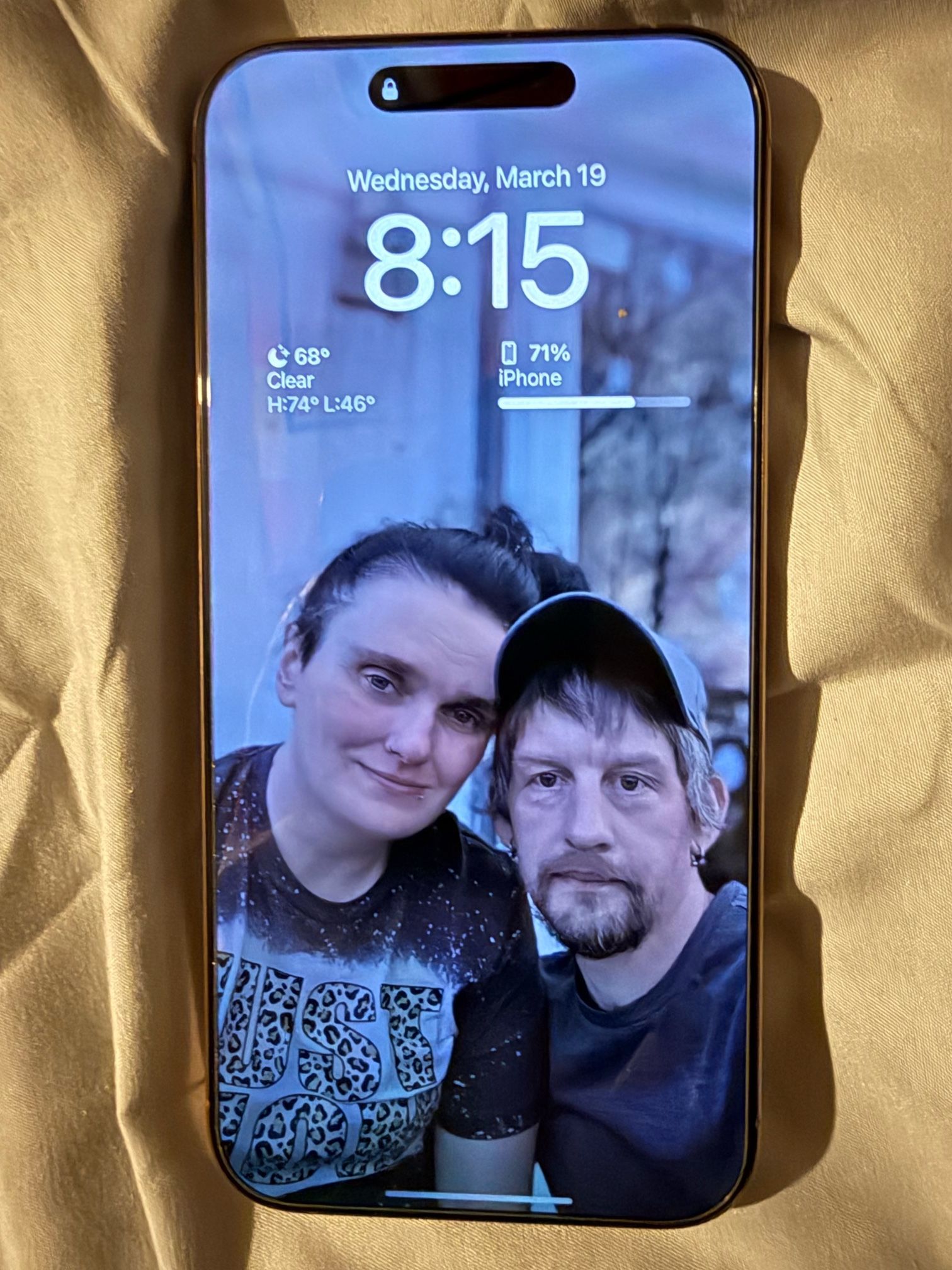 iPhone 16 Pro Max Desert Titanium Trade For Samsung Galaxy S25 Ultra
