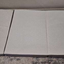 4 Inch Twin Size Foldable Memory Foam Mattress