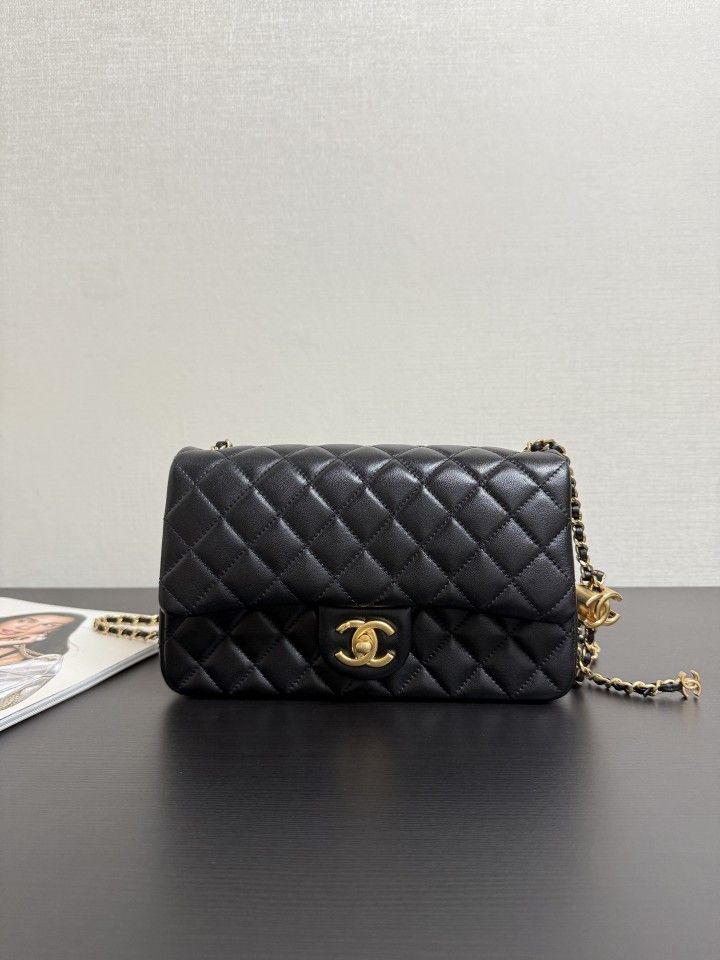 CHANEL  LOGO C BAG