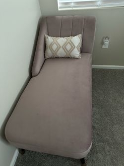 Beautiful Rose Pink Chaise Lounger