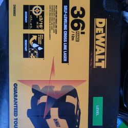 Self leveling cross line laser dewalt