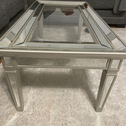 Luxury Mirrored Glass coffee table Beautifully crafted for the living room 