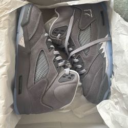 Wolf Grey Jordan 5s *BRAND NEW*