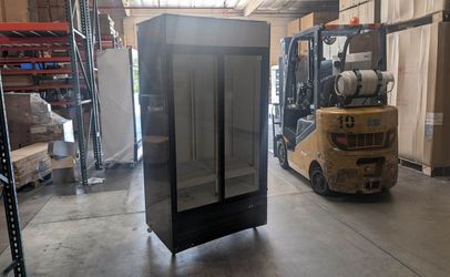 Clearance 44 ins Double Sliding Door Upright Cooler 71432L0711