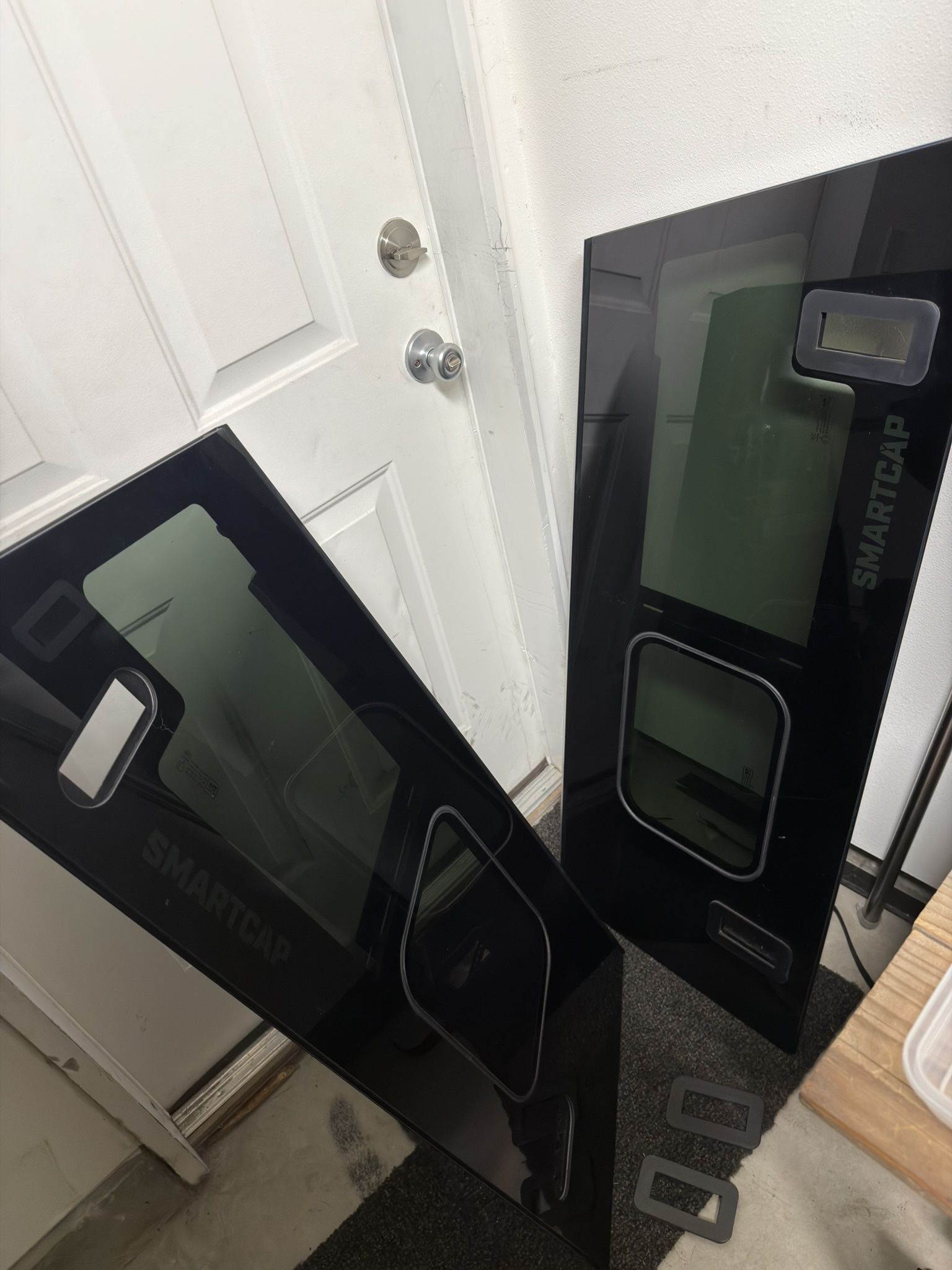 SmartCap RSI Glass Gullwing Doors