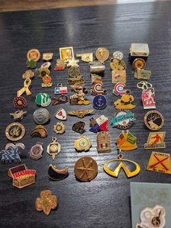 60 pins all are collectible