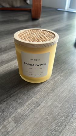 DW Home Sandalwood Candle 12.6 oz
