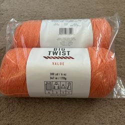 Colar Orange Big Twist Yarn