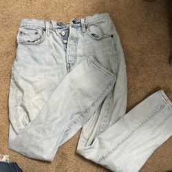 Vintage Levi’s Light Wash Jeans
