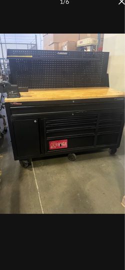 Husky tool box