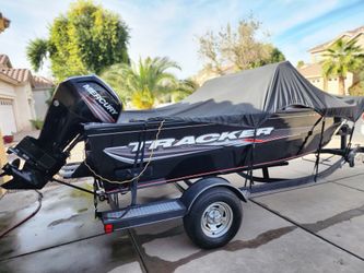 2019 Tracker Pro guide wt 165