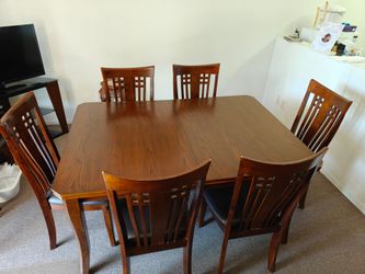 Dining table with 6 chairs