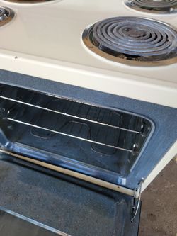 Ekectr8c Stove