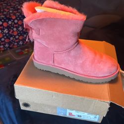 UGG Mini Bailey Bow Size 10