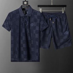 Louis Vuitton Collard T-Shirt/Shorts Set