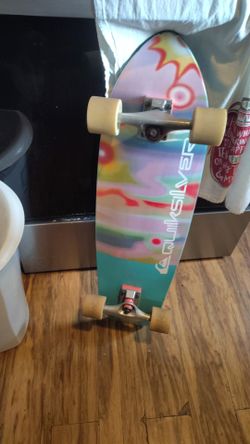 Quicksilver fishtail cruiser board 32 inch deck