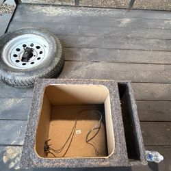 Kicker L7 15” Subwoofer Box 