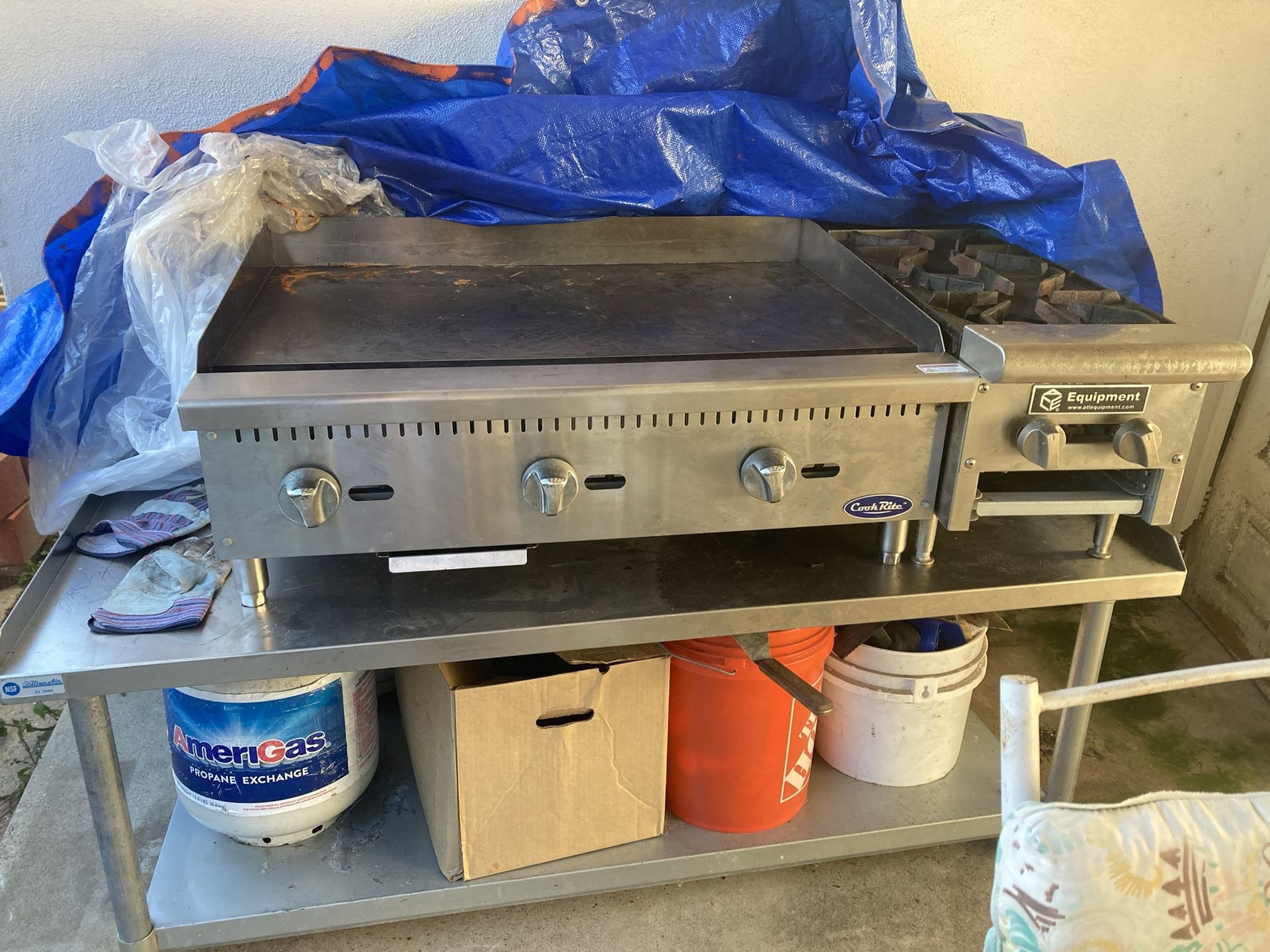 Flat Top Gill With Table Stand