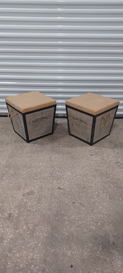 A PAIR OF COUNTRY STYLE OTTOMANS/STORAGE
