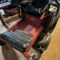 Troy Built 43” Cut Mustang Zero Turner