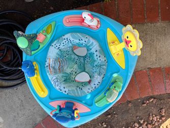 Baby stand gym