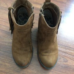 Girl boots size 13
