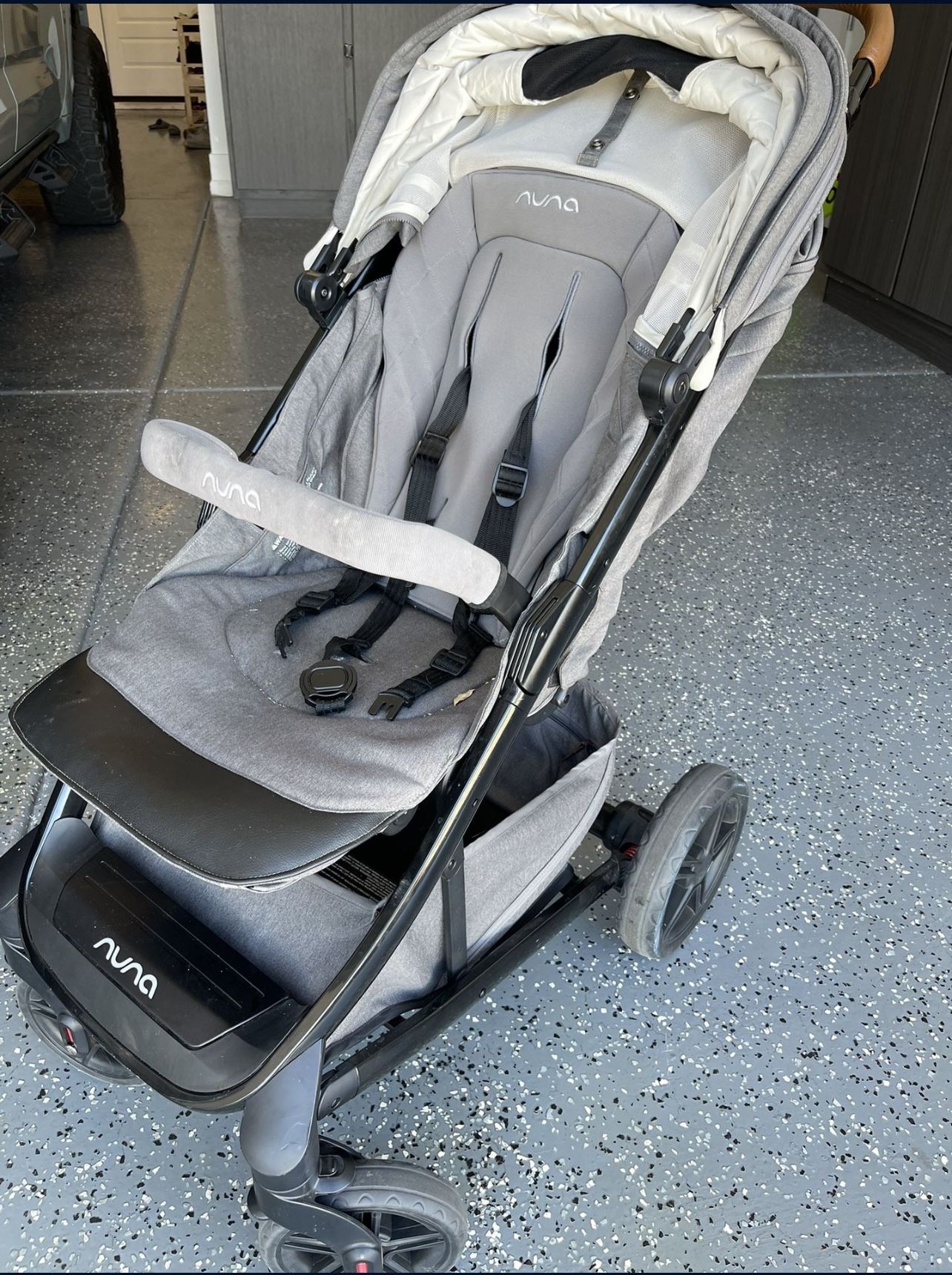 Nuna Stroller - concerts