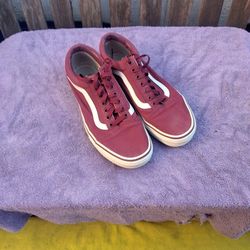 Vans - Men's Size 8 - Women's Size 9.5. Lightly used, only wore a few times. There actually a nice Burgundy Color.