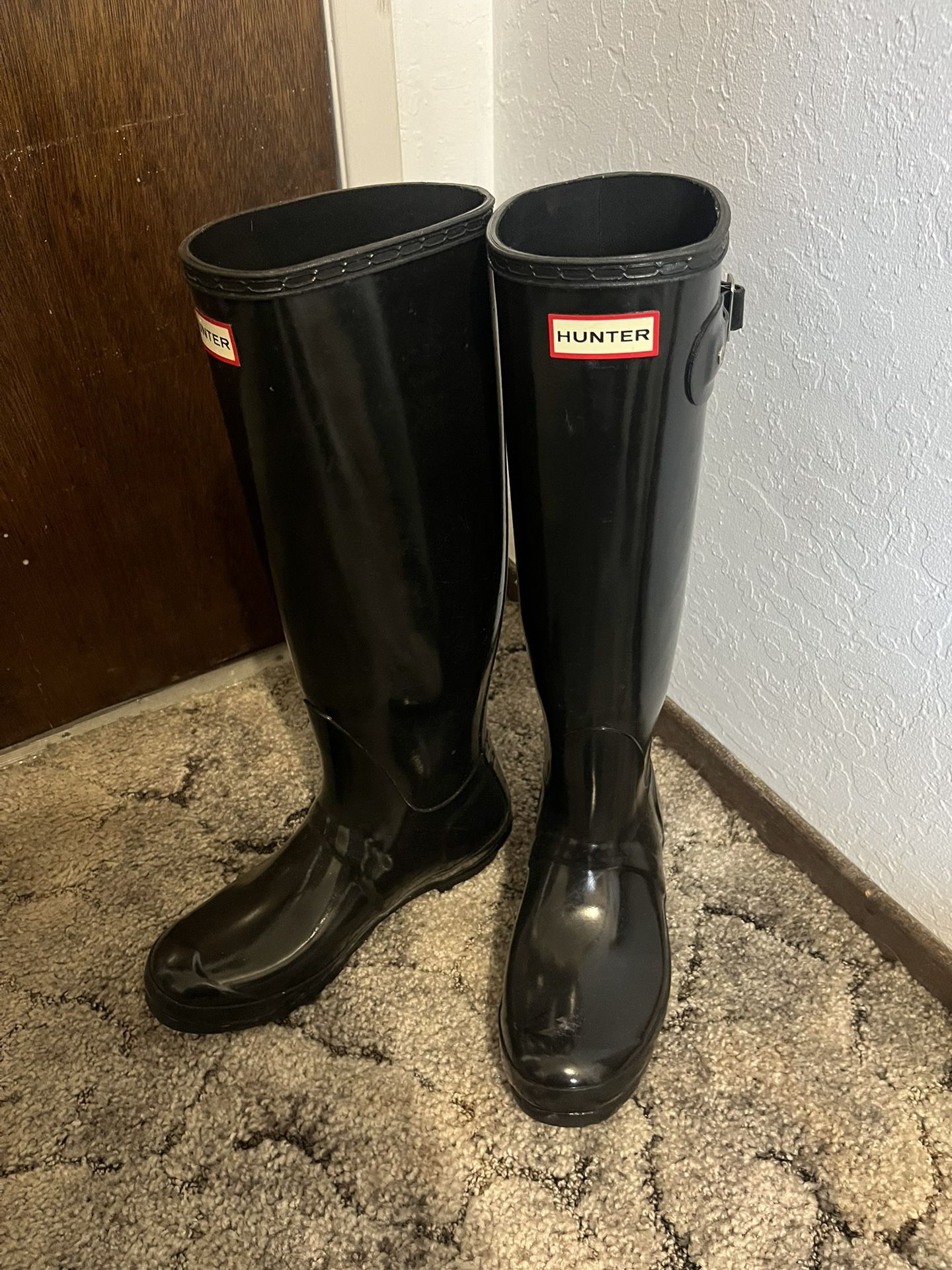 Womens Hunter Rubber Boots $55.00