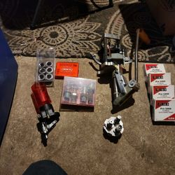 Lee  Reloading Press
