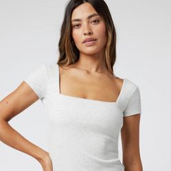 Vuori Pose Scoop Back Tee