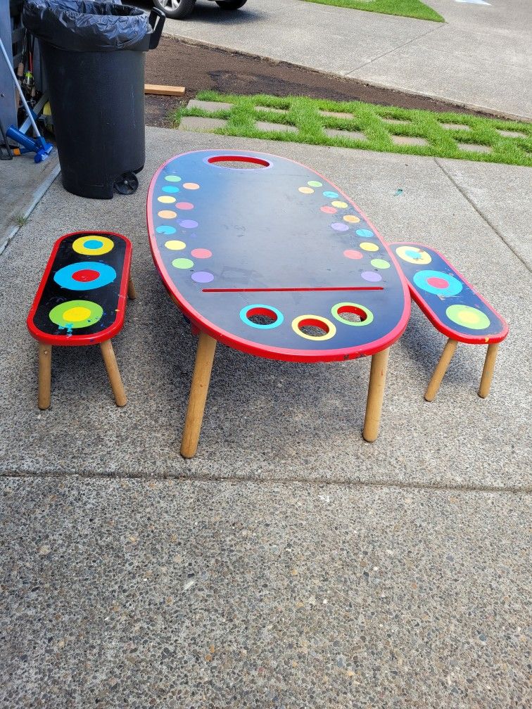 Kids Art Table