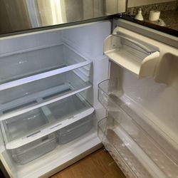 LG Refrigerator 