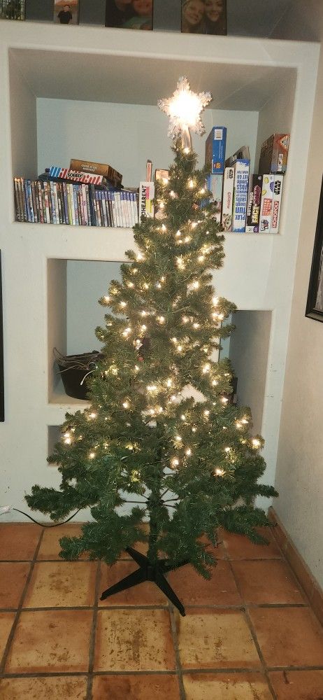 6.5 Foot Prelit Tree