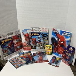 SPIDER-MAN COLORING ACTIVITY BOOK GIFT SET