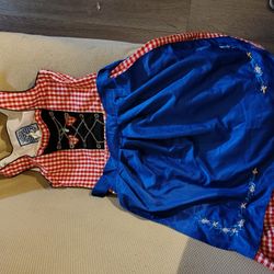 Dirndl World Costumes