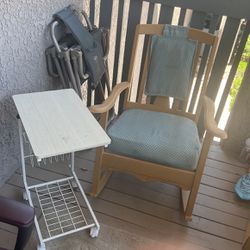 Rocking Chair+ Table(with Wheels)!