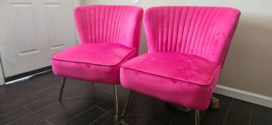 Accent Chairs