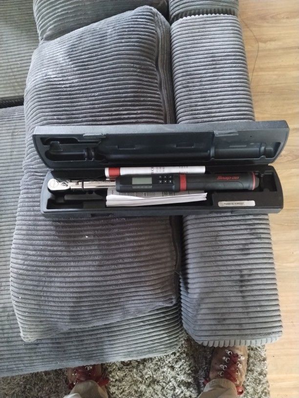 Snap On Digital Torque Wrench 3/8 0-250ft Lbs