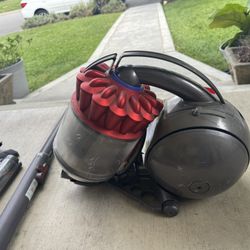 Dyson Ball Canister Vacuum Cleaner 