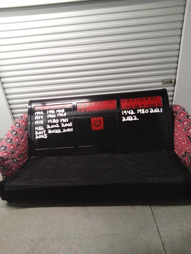 Georgia Bulldogs Couch