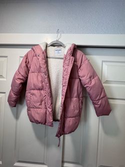 Girls puff jacket size medium