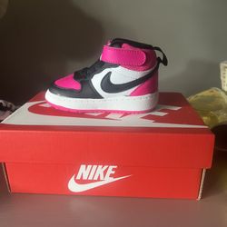 Baby Shoes 