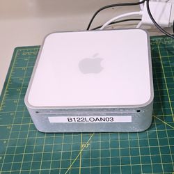 Apple Mac MINI. 2009 Vintage.  READ DESCRIPTION 