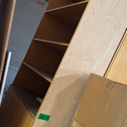 FREE! Book Shelves 