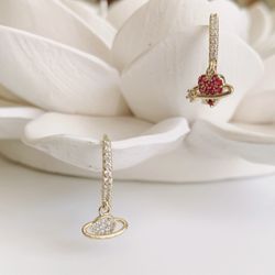 Unbalanced Planet Diamond Hoop Earrings 