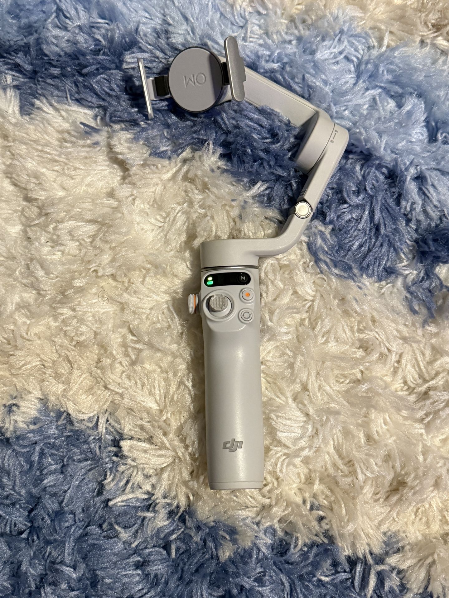 DJI - Osmo Mobile 7 Smartphone 3-Axis Gimbal 