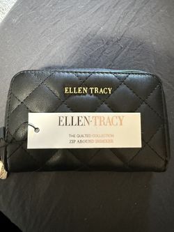 Wallet ; Ellen Tracey